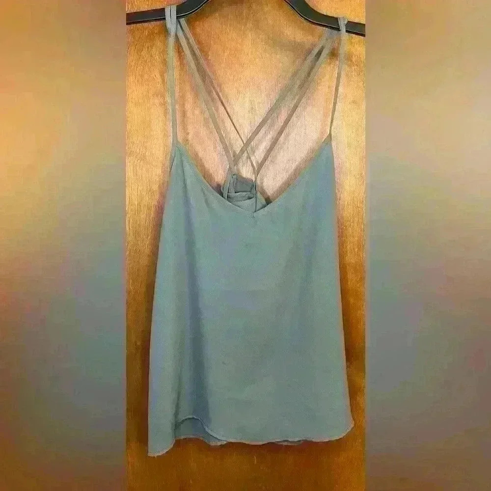 Hollister Women’s polyester tank top